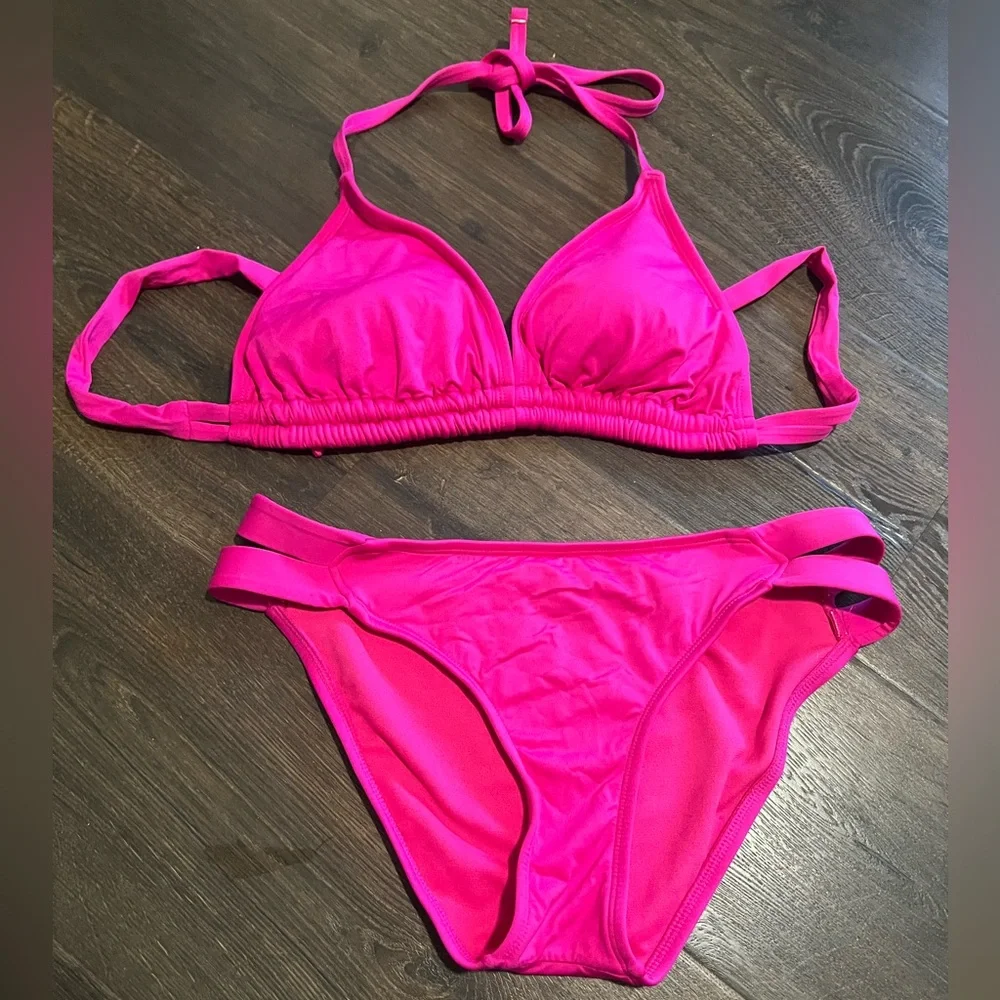 Vibrant Pink Bikini Set D/DD, small bottoms - Picture 1 of 2